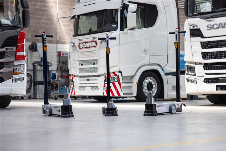 Elektrohydraulischer Wagenheber VOLTAion «The Beast 2»